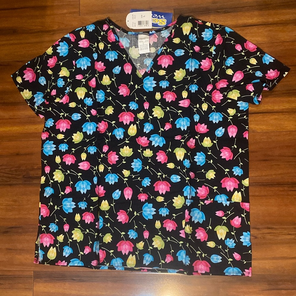 Scrub Wear Top